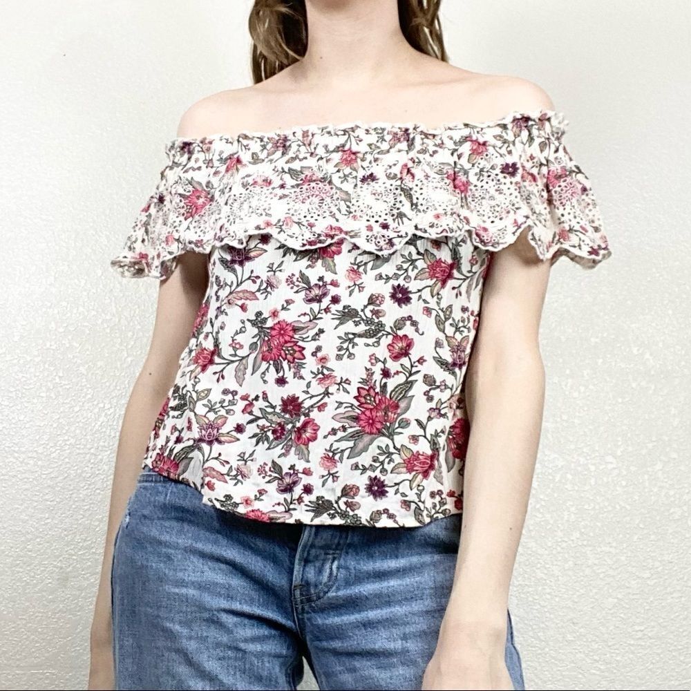 American Eagle White Floral Off the Shoulder Top